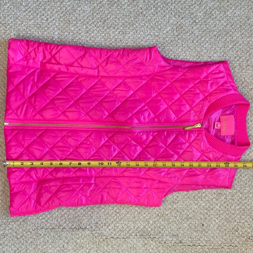 Lilly Pulitzer Payson Vest Raz Berry Small - Picture 13 of 14